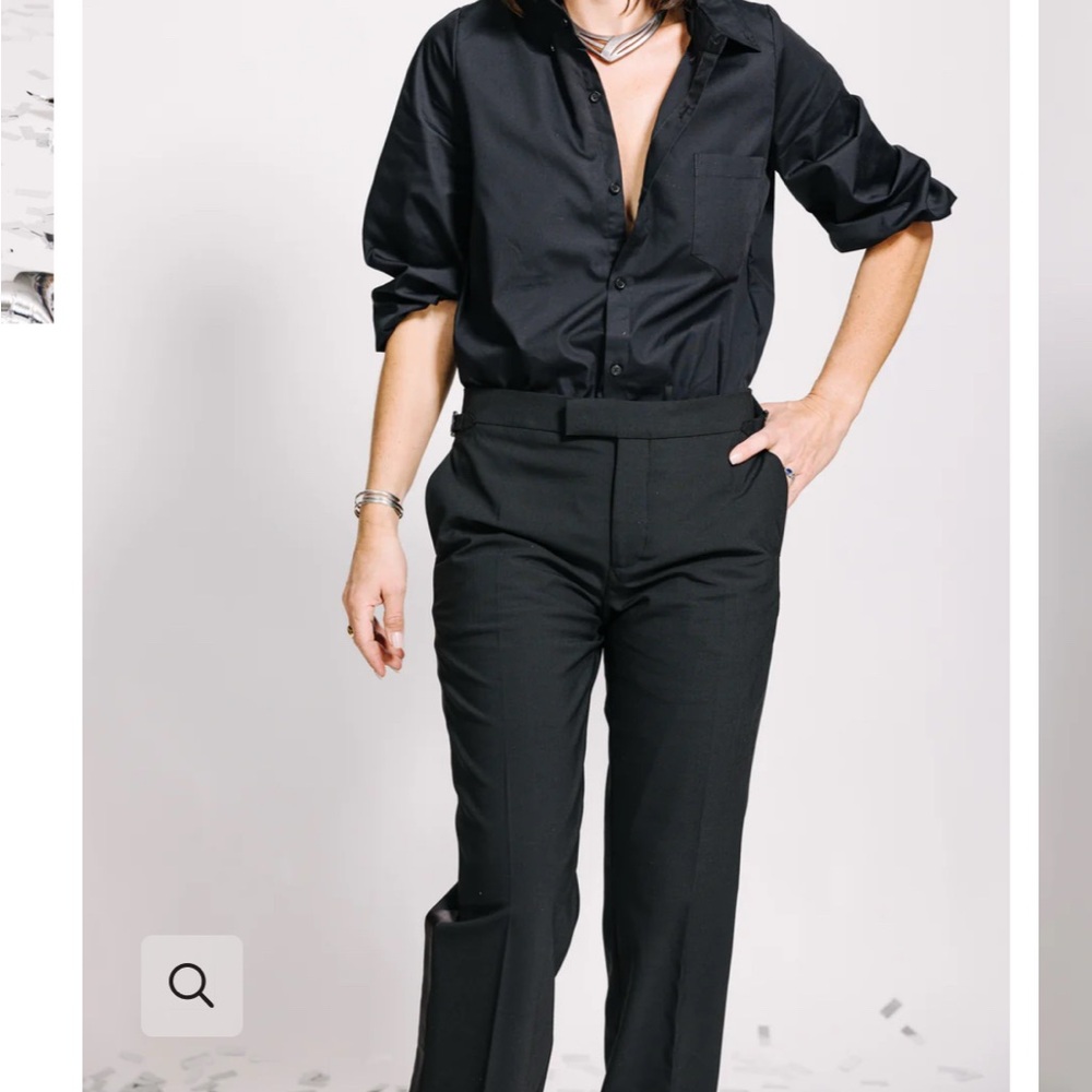 NWT KMJ Kate McHale Jensen Boutique Meeghan Black Medium button down shirt